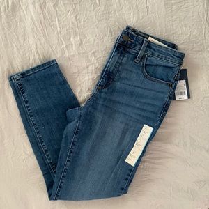 NWT Universal Thread Skinny Jeans